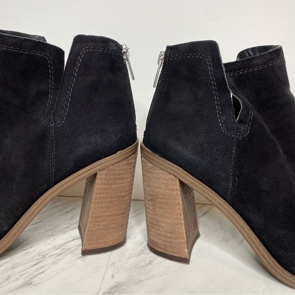 Vince Camuto Welland Black Suede Bootie 10M - Picture 7 of 13